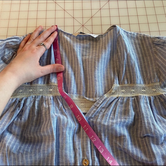 Zara size medium light blue & cream laced boho babydoll peasant top blouse - Picture 13 of 16